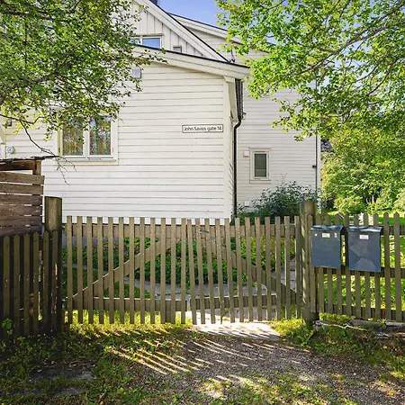 Apartment Historical & Sanctuary In Center *