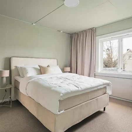 Historical & Sanctuary In Center 아파트