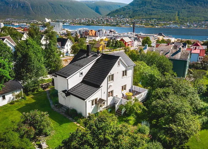 Historical & Sanctuary In Center Lejlighed