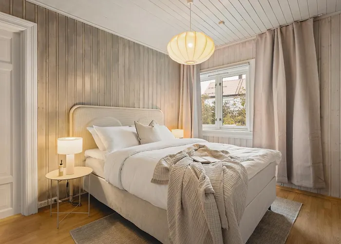 Historical & Sanctuary In Center *