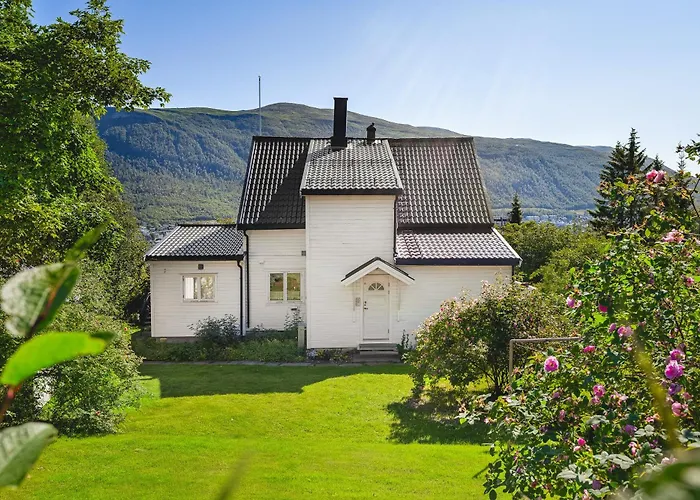 Historical & Sanctuary In Center